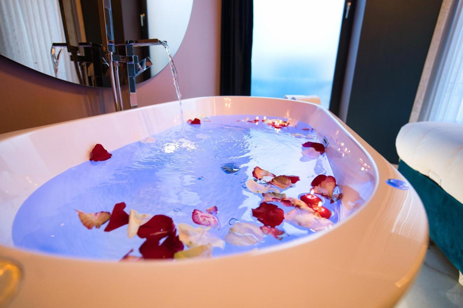 Life Voyage Residence & Spa - Strasbourg'S City Center Luxury Experience Kültér fotó